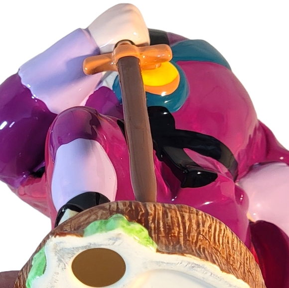 Walt Disney Pocahontas Governor Ratcliff Villian Enesco Vintage 1995 Fugurine - Picture 9 of 9